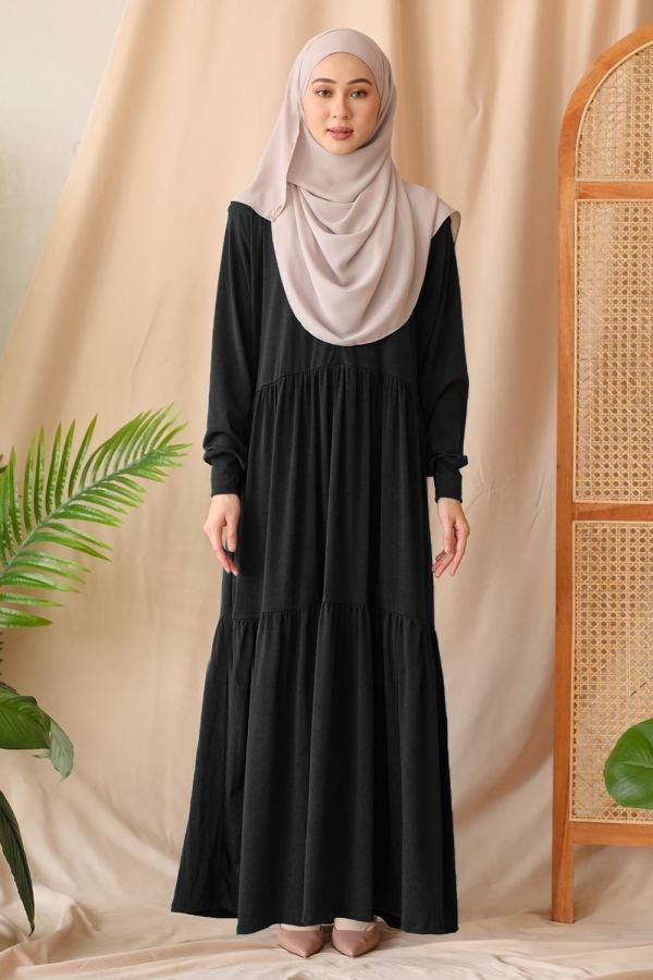 Ruffle Maxi - Black Ruffle Maxi - Black